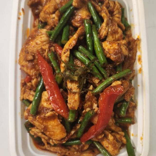 Prink Khing Chicken.